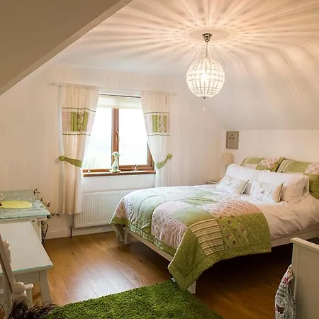 فندق مبيت وإفطار Cherrytree House 4*